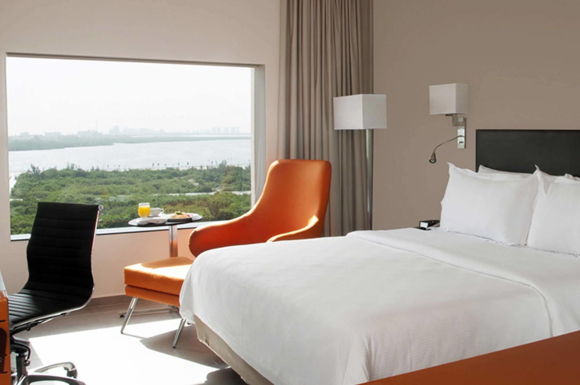 Fiesta Inn Cancun Las Americas Dış mekan fotoğraf